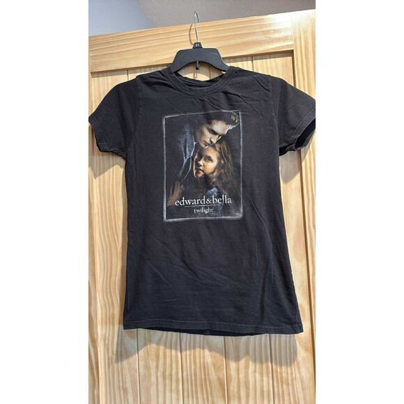 edward & bella twilight T-Shirt No Size Tag - Picture 1 of 4